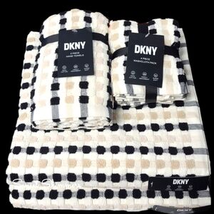 DKNY 8Pc 2 Bath 2 Hand 4 Washcloth TAN BLACK WHITE Gingham Check Towel Set NEW